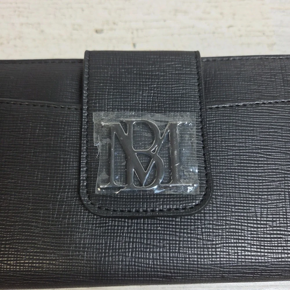 Badgley Mischka Black Vegan Leather Zip Around Long Wallet Clutch NWT